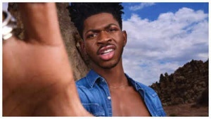Lil Nas X bares all on LA streets; seen rapping Nicki Minaj's 'Monster' before arrest - WATCH