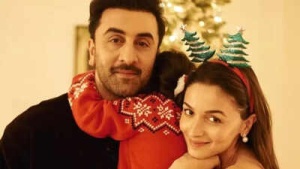Ranbir Kapoor and Alia Bhatt's daughter Raha's photography skills win the internet as she captures her mom working out - PICS inside